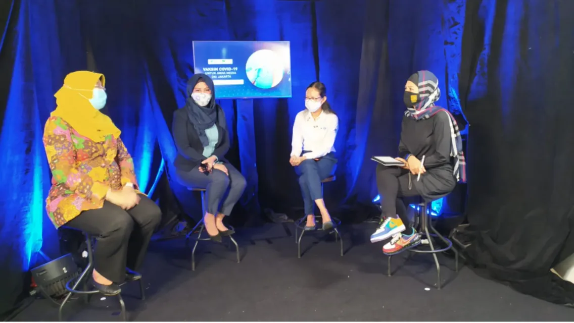 Vaksinasi Massal Awak Media Se-Jabodetabek Diiringi Talkshow Literasi Digital 4