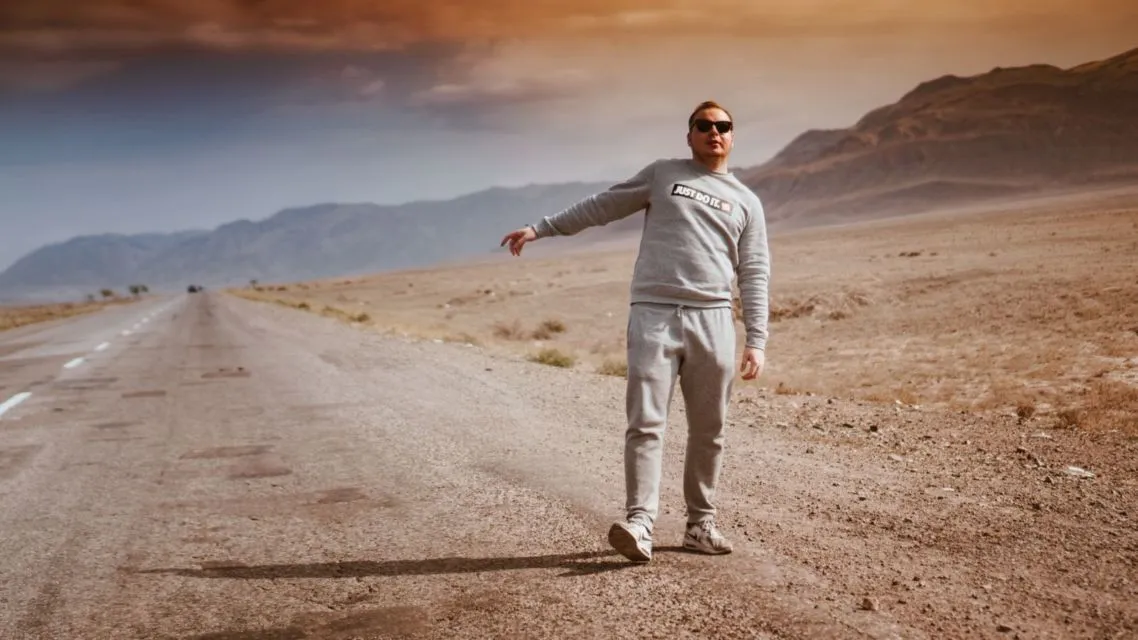 Traveling itu Nggak Mahal! Yuk Kenalan sama Hitchhiking, Kamu Bisa Traveling Modal Dengkul sama Jempol doang! 10