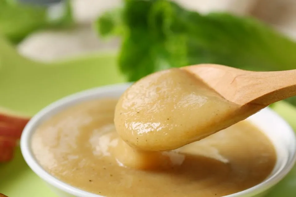 Daftar Kriteria Panci yang Aman untuk Memasak MPASI. Nggak Harus Mahal, Kok! 8