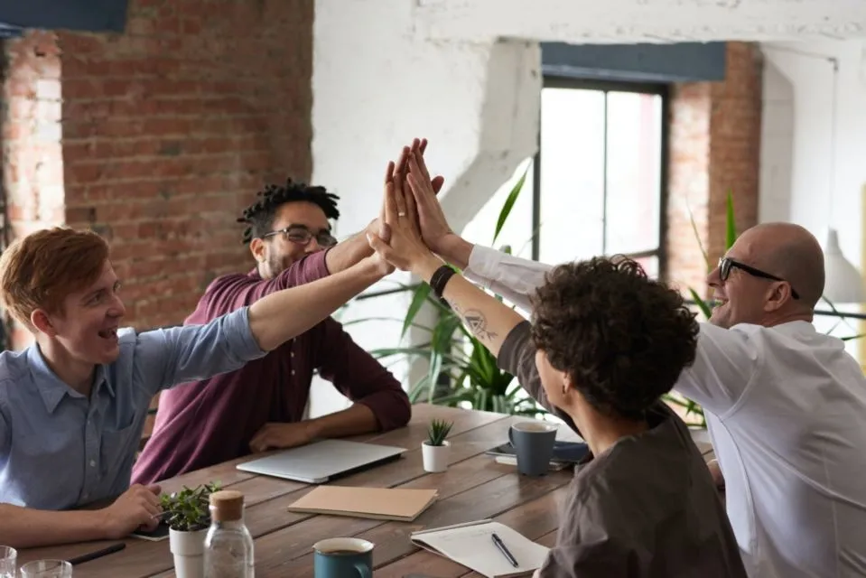 8 Hal Penting saat Merintis Bisnis Bareng Saudara. Bisnis Lancar, Walau Kadang Ada Masalah Internal 16
