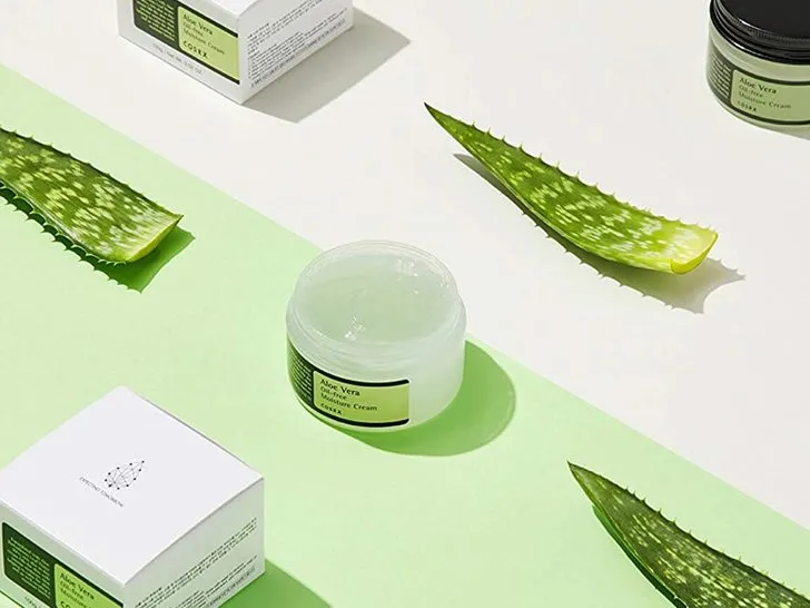 10 Rekomendasi Moisturizer untuk Kulit Berminyak, Anti Lengket dan Tak Meninggalkan Kesan Kilap 80