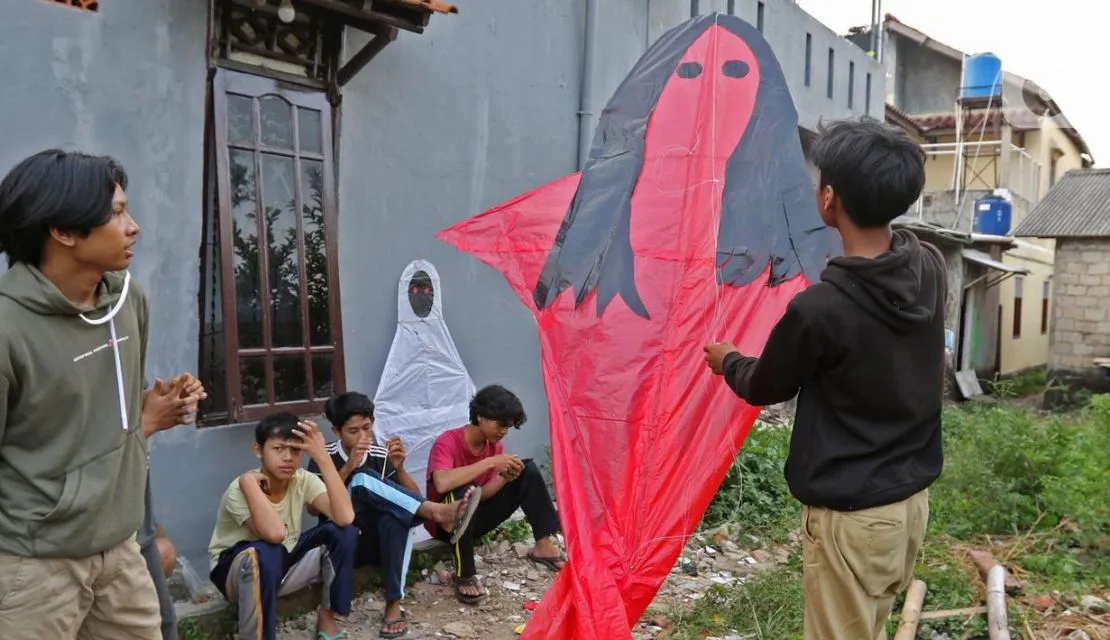 6 Hal Unik yang Mungkin Cuma Terjadi di Depok. Dari Lagu di Lampu Merah hingga Hoaks Babi Ngepet 10