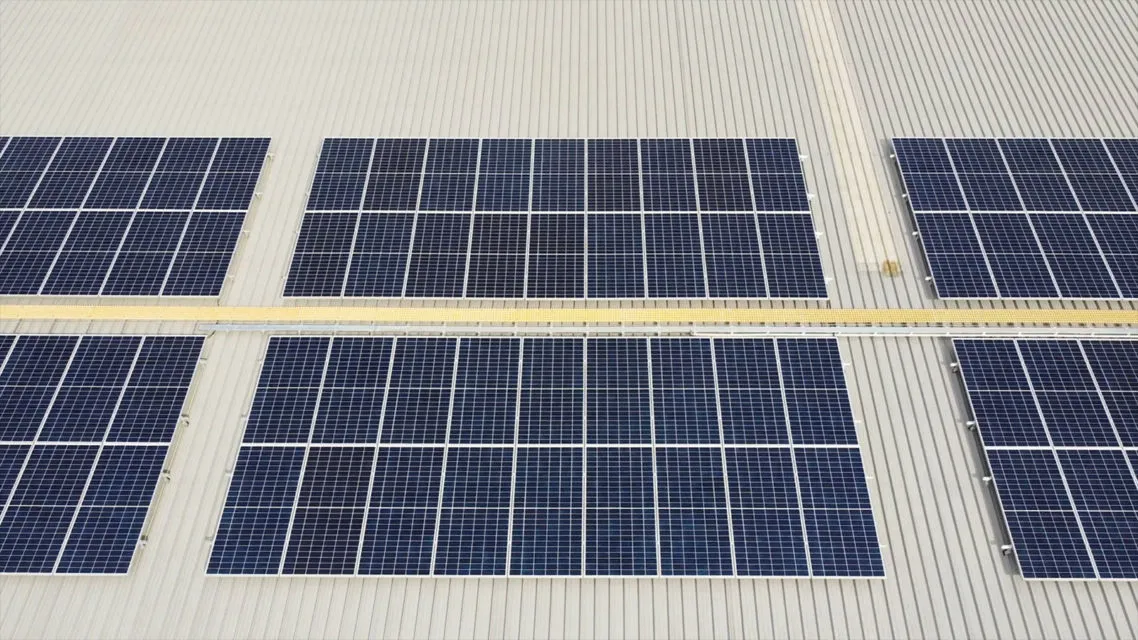 Beralih ke Energi Baru Terbarukan, Kimberly-Clark Softex Pasang 1.548 Modul Surya di Atap Pabrik Sidoarjo 4