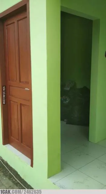 11 Potret Nyeleneh Hasil Renovasi Rumah. Begini nih Kalau Tukangnya Nggak Pro Player! 13