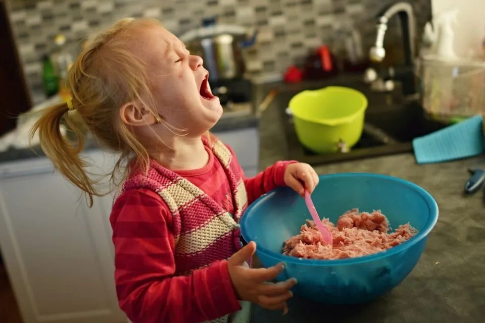 4 Jenis Tantrum pada Anak dan Cara Mengatasinya. Jangan Keburu Dimarahi, Ya! 7