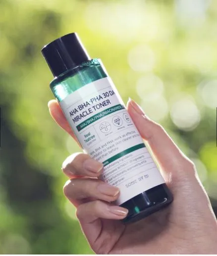 7 Rekomendasi Toner untuk Kulit Berjerawat. Solusi untuk Kulit Sehat dan No Beruntusan 31