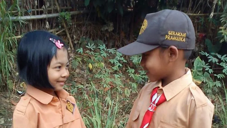 Konyolnya Cinta-cintaan Ala Anak SD. Kita Pasti Pernah Mengalami Fase Paling Absurd ini :D 6