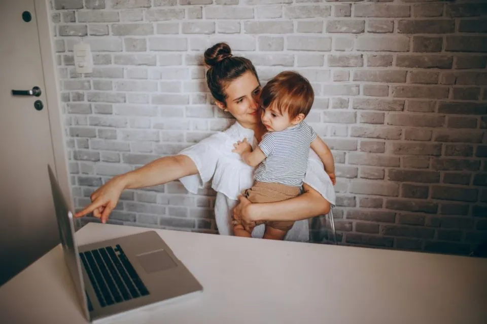 5 Cara Elegan Hadapi Baby Shaming. Stop Kepo Perkembangan Anak Orang Lain! 10