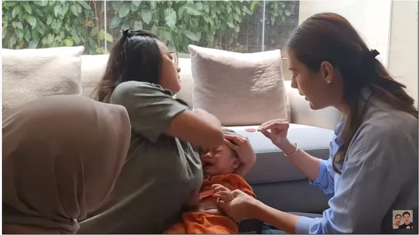 Kiano Anak Paula-Baim Positif Flu Singapura. Demam Tinggi dan Timbul Bintik Merah, Kasihan Banget! 3