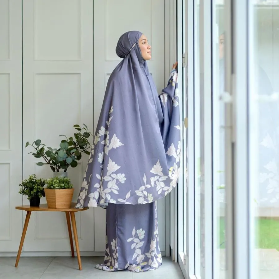 9 Artis yang Punya Brand Mukena Sendiri. Laris Manis Saat Ramadan Terlebih Menjelang Lebaran 13