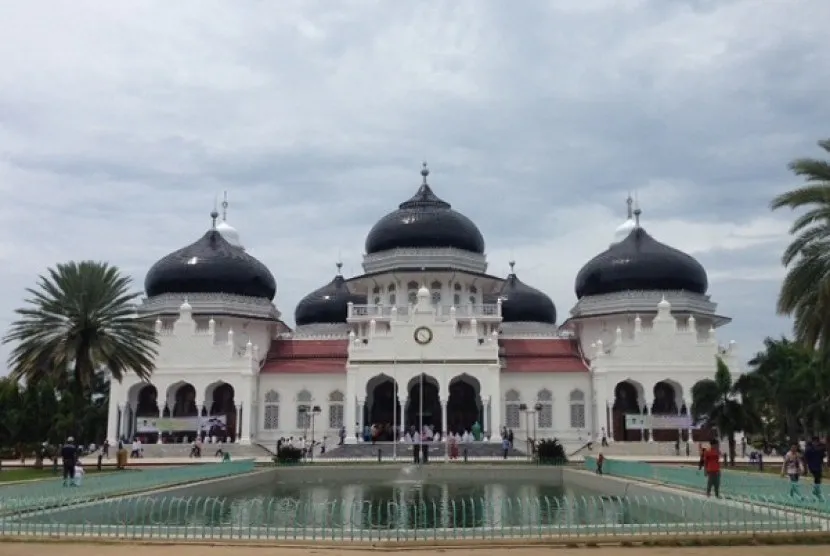 9 Destinasi Wisata Religi yang Tersebar di Indonesia. Kamu Pernah Berkunjung Ke Mana? 12
