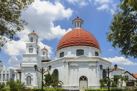9 Destinasi Wisata Religi yang Tersebar di Indonesia. Kamu Pernah Berkunjung Ke Mana? 17