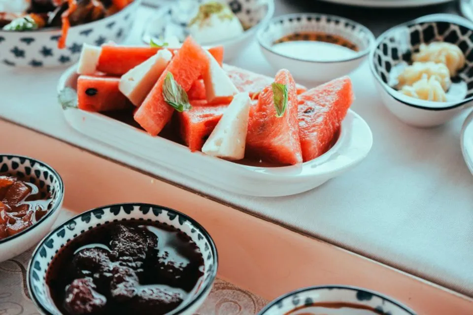 8 Tips Penuhi Kebutuhan Cairan Saat Puasa Ramadhan 13