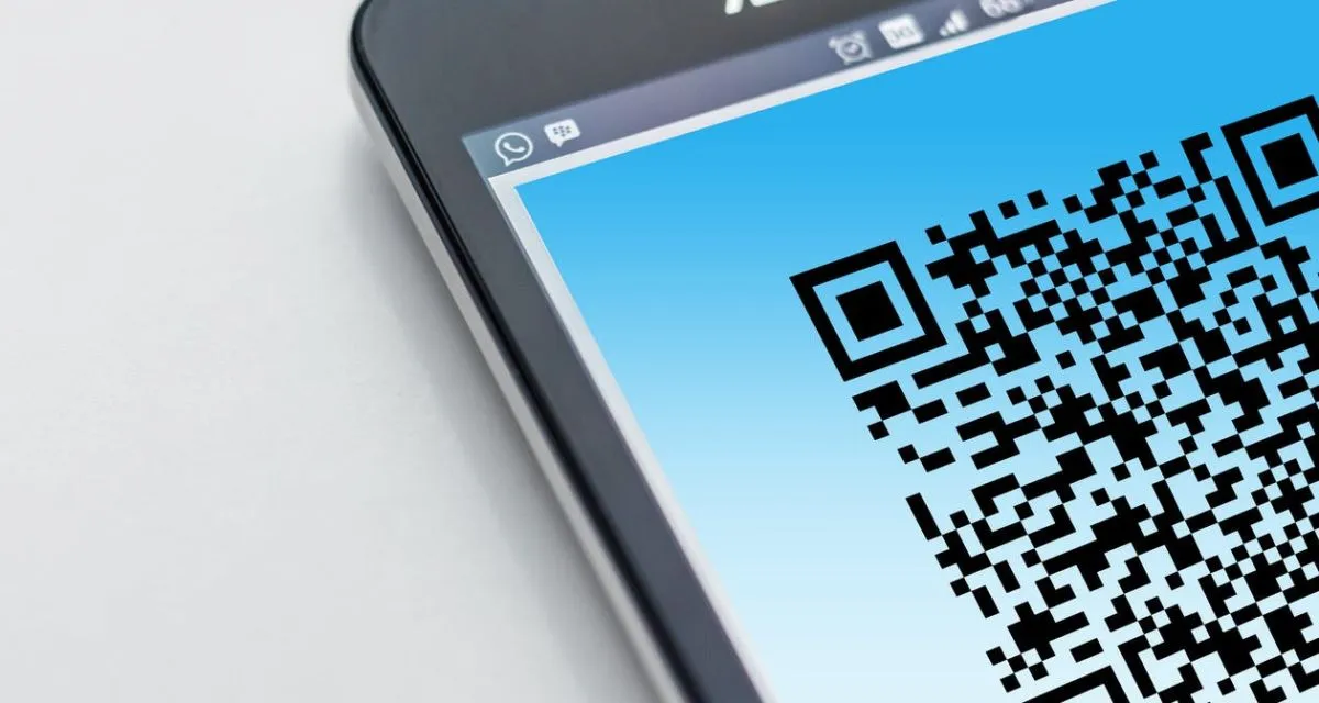 Mengenal QRIS pada Sistem Pembayaran Cashless. Apa Aja Manfaatnya untuk Para Penjual? 2