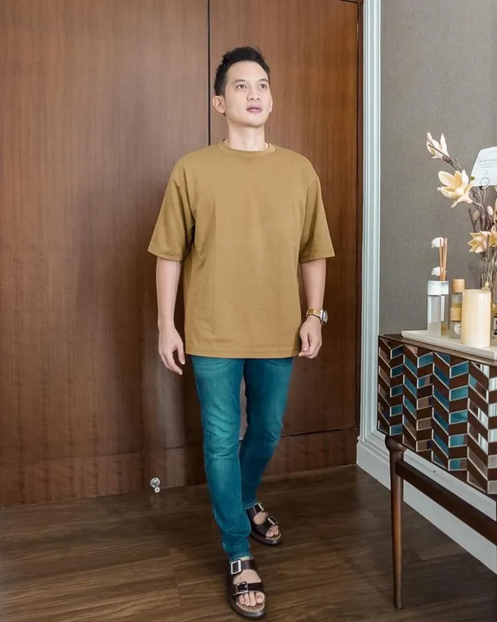 Kini Bersinar, 10 Sosok ini Justru Jadi Artis Secara Tak Sengaja. Rezeki Memang Tak ke Mana~ 19