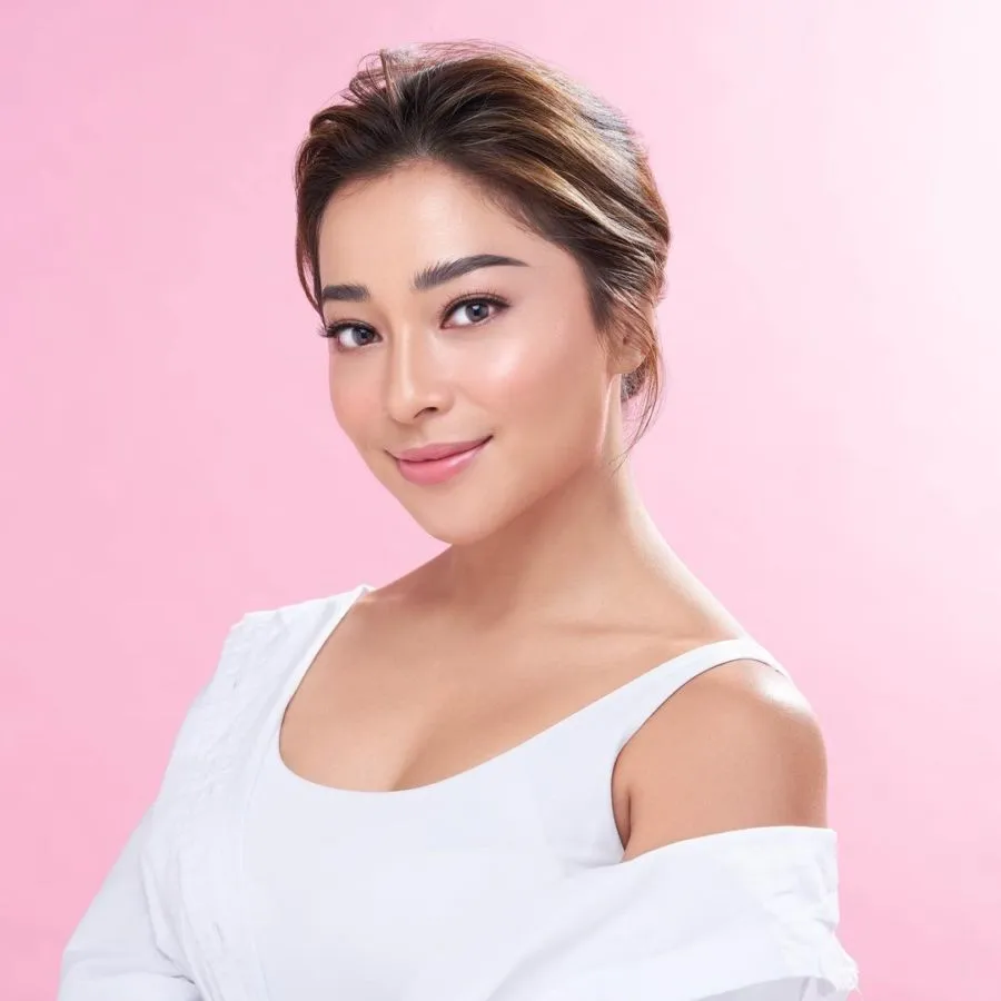 Kini Bersinar, 10 Sosok ini Justru Jadi Artis Secara Tak Sengaja. Rezeki Memang Tak ke Mana~ 20