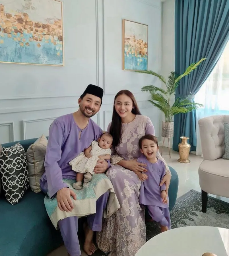 Momen 10 Artis yang Lebaran di Luar Negeri. Tetap Enjoy Meski Beda Suasana dan Jauh dari Kerabat 15
