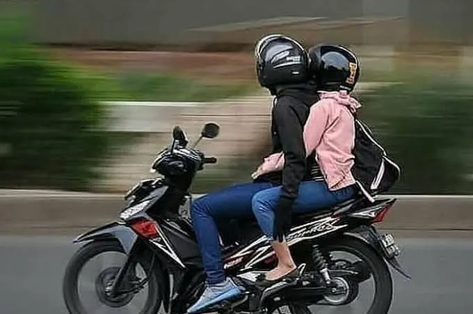 Ngaku Kalau Jenis Motormu Paling Enak buat Boncengan? Pasti Belum Pernah Lihat Foto-Foto ini~ 14
