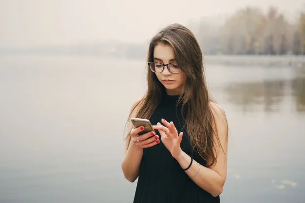 Kebiasaan-kebiasaan yang Bikin Data Pribadimu Bocor. Hati-Hati! 10