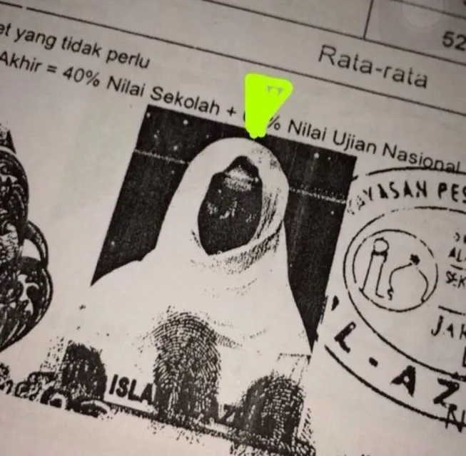 Nasib Kita yang Punya Foto KTP Nggak Ada Bagus-Bagusnya. Kalau Difotokopi Jadi Gini Pula! 17