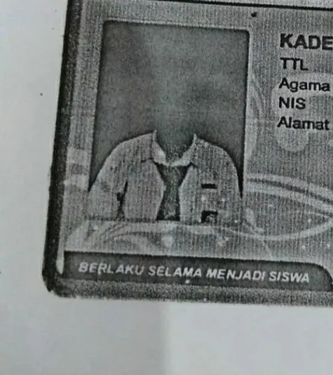 Nasib Kita yang Punya Foto KTP Nggak Ada Bagus-Bagusnya. Kalau Difotokopi Jadi Gini Pula! 18