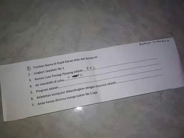 13 Soal Ujian ini Bikin Anak Sekolah Zaman Sekarang Wajib Bisa Mengontrol Emosi. Sabaaaarrr~ 17