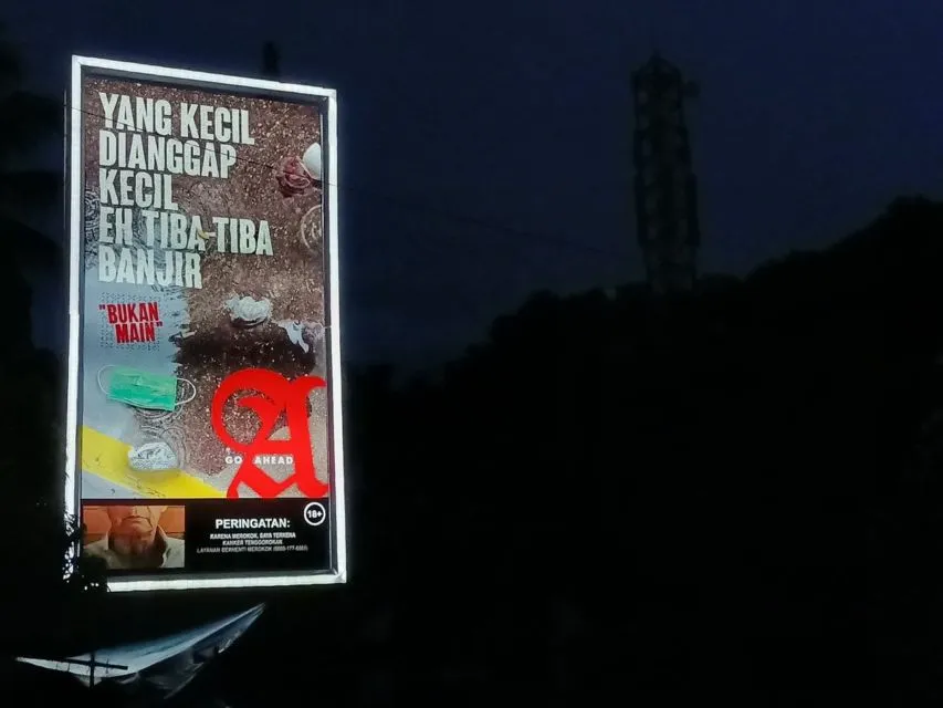 11 Pesan dan Tamparan Keras Paling Epik dari Baliho Iklan Rokok. Dijamin Menohok Banget! 21