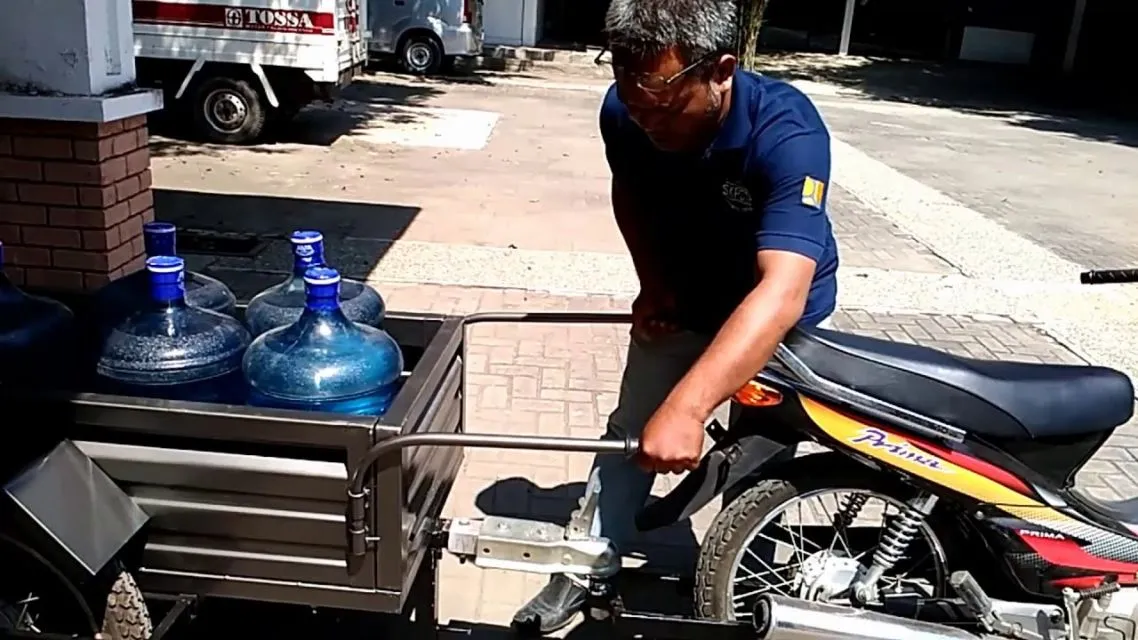 Ngaku Kalau Jenis Motormu Paling Enak buat Boncengan? Pasti Belum Pernah Lihat Foto-Foto ini~ 12