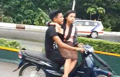 Ngaku Kalau Jenis Motormu Paling Enak buat Boncengan? Pasti Belum Pernah Lihat Foto-Foto ini~ 13