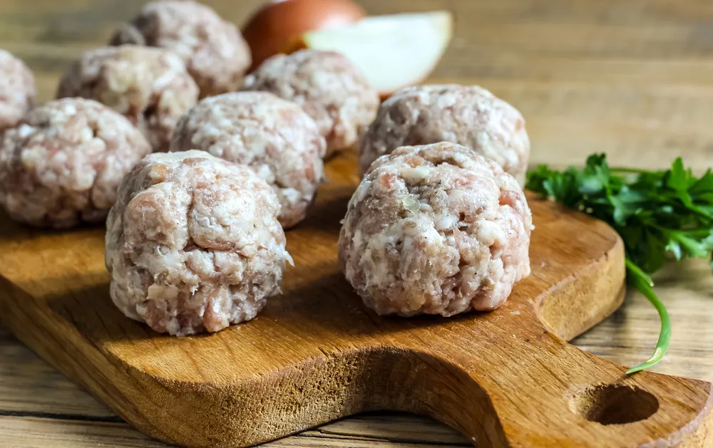 Waspada Keracunan! Yuk Kenali 6 Ciri-ciri Makanan yang Sudah Nggak Layak Konsumsi 12