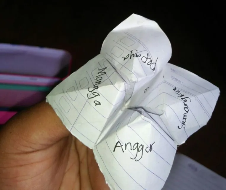 10 Mainan dari Kertas ini Adalah Bukti bahwa Anak 90-an Itu Bahagianya Sederhana, Nggak Bikin Boros Kantong! 15