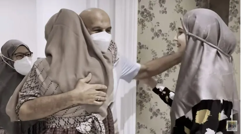 Mark Sungkar Akhirnya Bertemu Ukkasya untuk Pertama Kalinya, Zaskia-Shireen Teteskan Air Mata 3