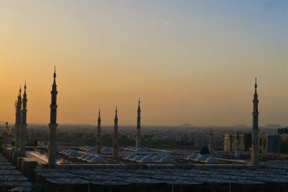 8 Keutamaan Salat Tarawih di Bulan Ramadhan 11