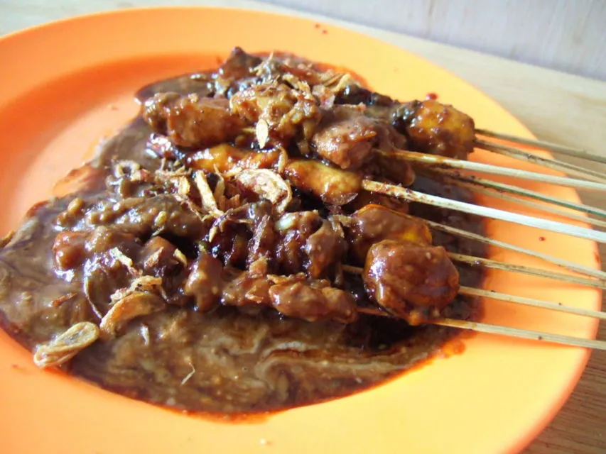8 Kuliner Indonesia ini Pernah Masuk Daftar Makanan Terenak di Dunia. Terkenal Sampai Mancanegara 15