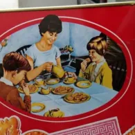 Menebak Alasan Khong Guan Nggak Ada Sosok Ayah, Bisa Jadi Karena Hal ini~