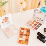 Mengulik Peluang Bisnis Kosmetik yang Kian Apik dan Menyenangkan. Plus Menguntungkan!