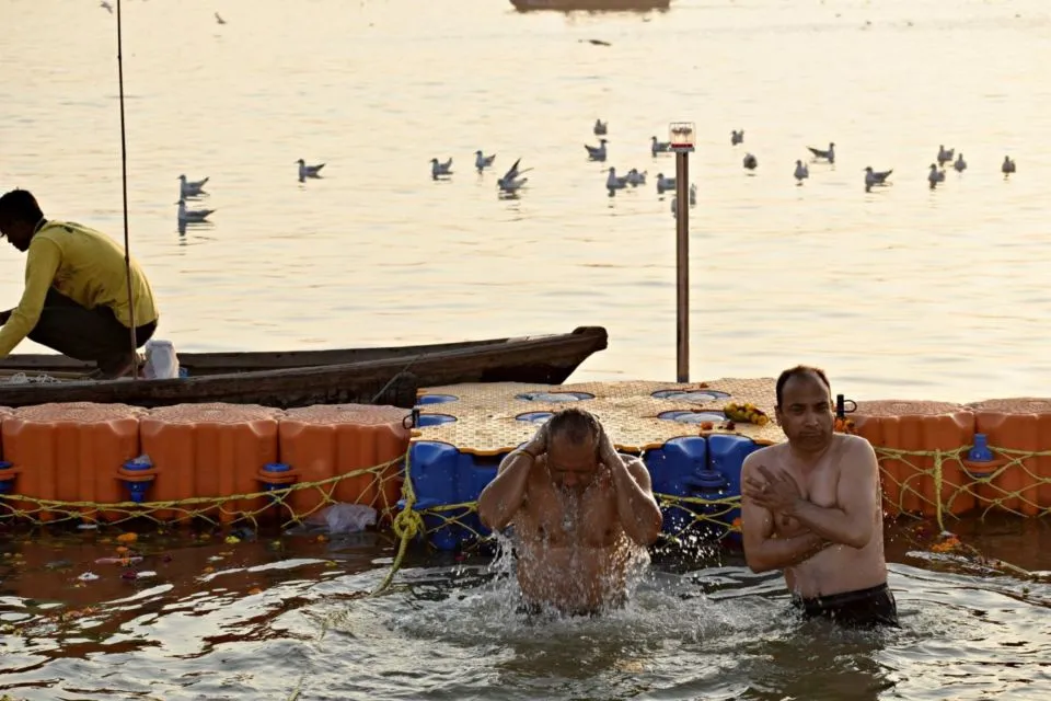 Mengenal Festival Kumbh Mela di India, Mensucikan Diri dengan Mandi Massal di Sungai Gangga 6