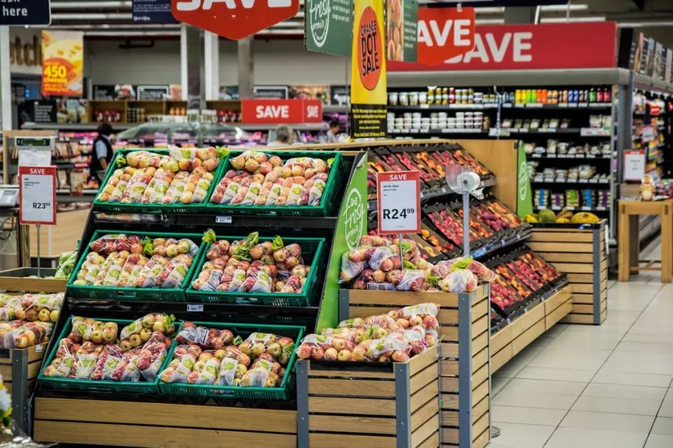 Mengenal Bisnis Retail yang Nggak Ada Matinya, Ternyata Bukan Cuma Minimarket Aja! 4