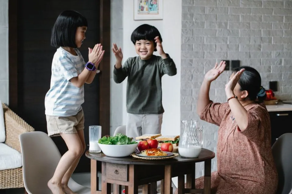 Dianggap Nakal, Bocah 9 Tahun Tewas di Tangan Dukun. Begini Menyikapi 'Kenakalan' Anak dengan Bijak! 5