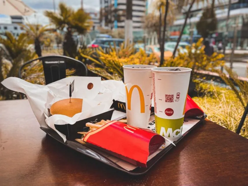 5 Strategi Bisnis yang Bisa Dipelajari dari Suksesnya McDonald's. Banyak Saingan, Tetap Berkembang 3