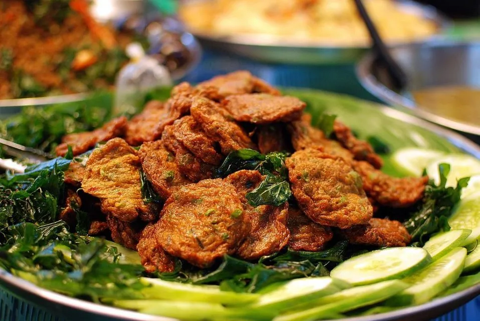 5 Makanan Khas Thailand Terpopuler dan Wajib Dicoba 6