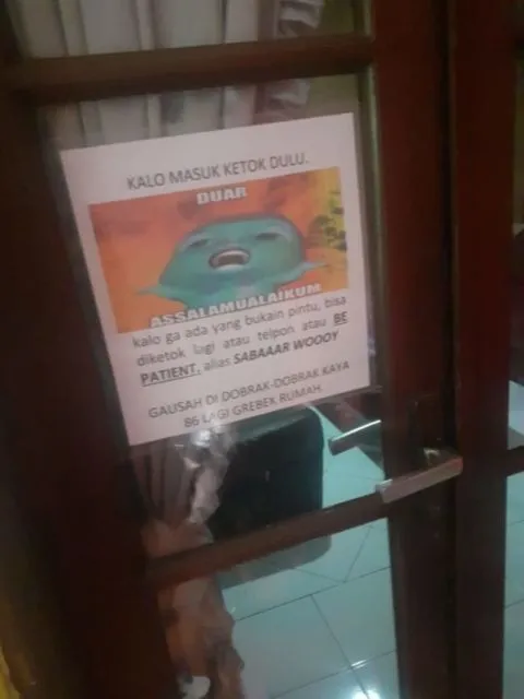 11 Pemberitahuan Absurd dari Pelanggan untuk Kurir Paket di Depan Rumah. Sabar, ya, Bang! 22