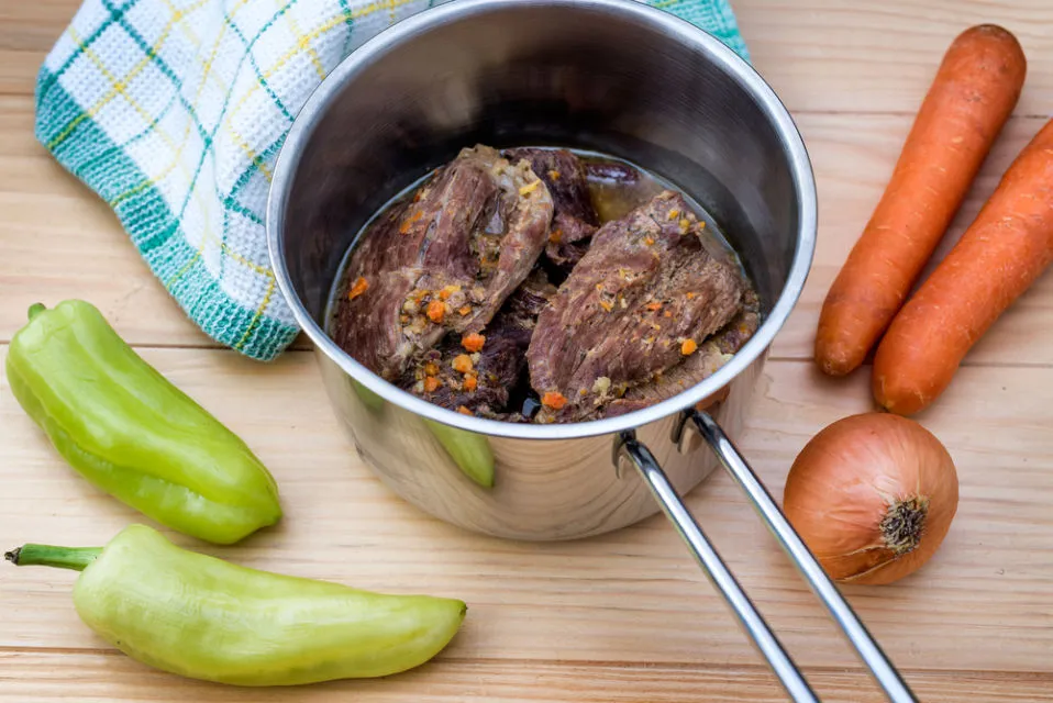 8 Istilah Teknik Memasak Para Chef yang Tak Cuma Goreng atau Rebus Aja 16 teknik memasak braising