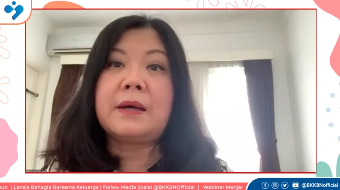 Resep Menjadi Lansia yang Sehat, Bahagia dan Sejahtera dengan Asupan Nutrisi, Aktivitas, Serta Peran Remaja 4