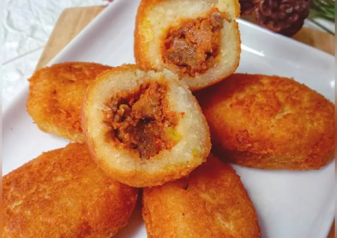 10 Makanan Khas Sunda yang Terkenal Raos Pisan. Rugi Kalau Nggak Coba! 19 Makanan khas Sunda yang unik