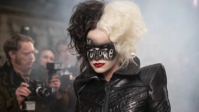 Review Film Cruella: Adaptasi Kisah Penjahat Masa Kecil Disney yang Bikin Emosi Naik Turun~ 5
