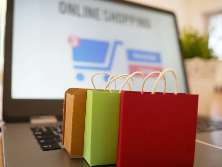4 Hal Penting Saat Belanja Produk Kecantikan di Online Shop 5