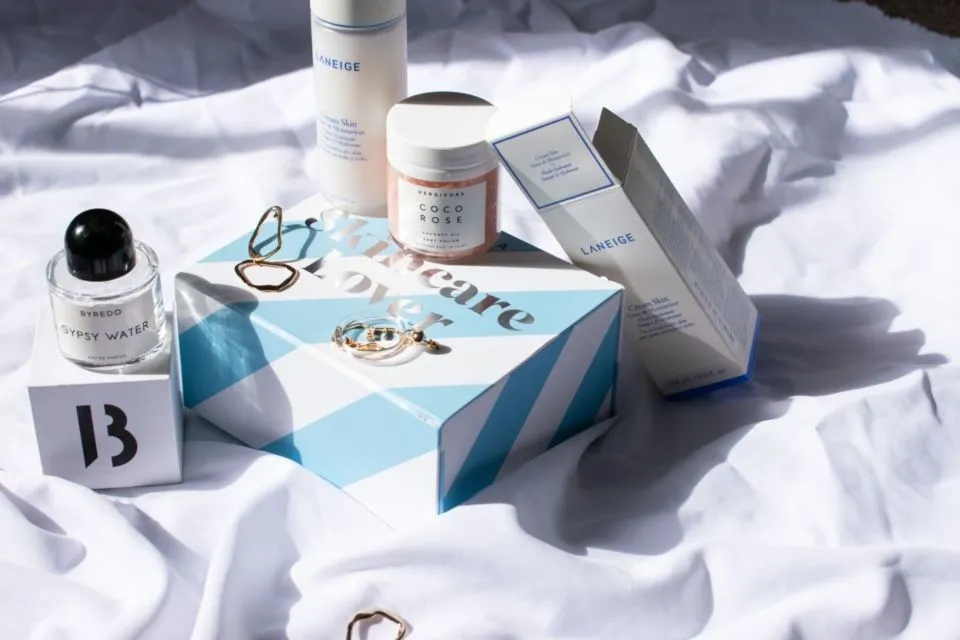 Lebih Baik yang Mana, Pakai Skincare 1 Paket atau Pakai Beda-beda Merek? Ini Pertimbangannya! 10