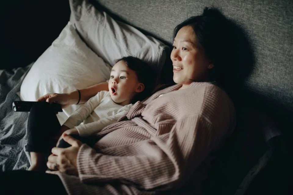 7 Bukti Bahwa Perempuan Akan Lebih Sering Begadang Setelah Jadi Ibu. Perjuangan! 8