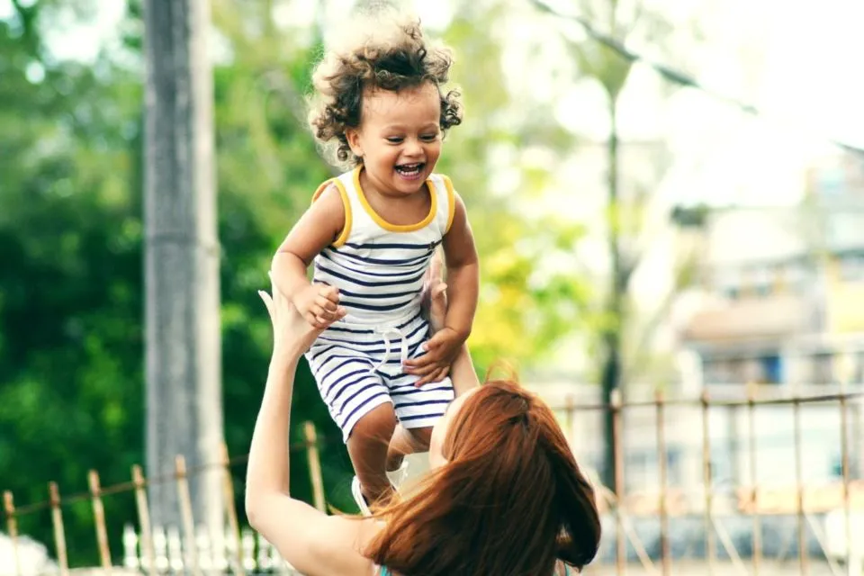 Menjadi Single Parent Bukan Akhir dari Dunia, Inilah 6 Hikmah Nyata di Baliknya! 9